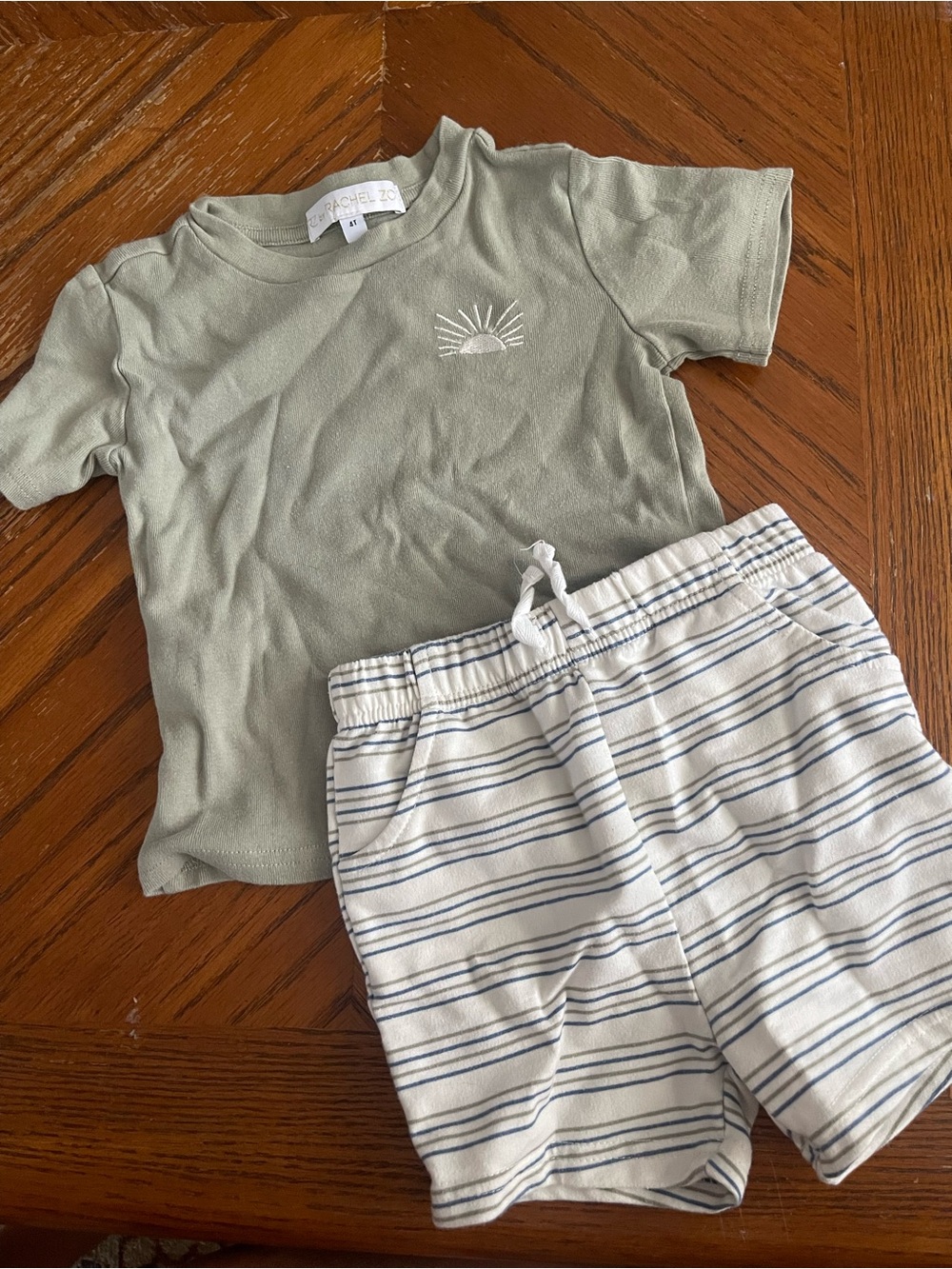 Rachel Zoe sage green toddler tee with short